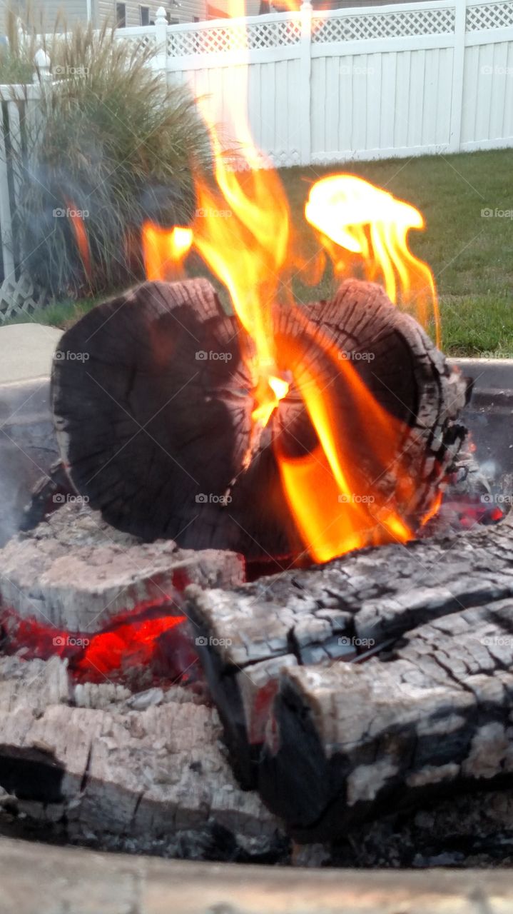Fire pit