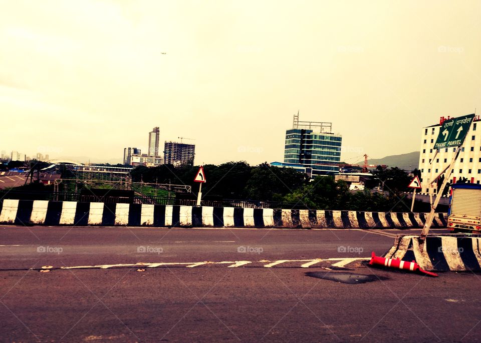 Flyover
@Megahighway🛤️🛤️
Plesent Buildings
Multistorey
👁️📷