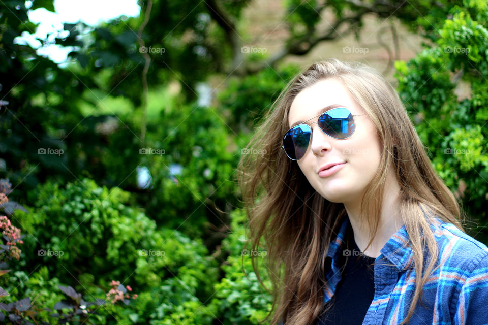 Close-up of a beautiful woman in sunglasses