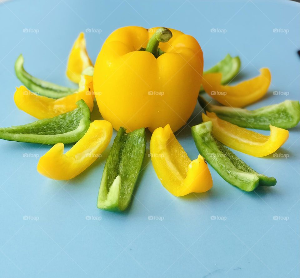 Yellow bell pepper 