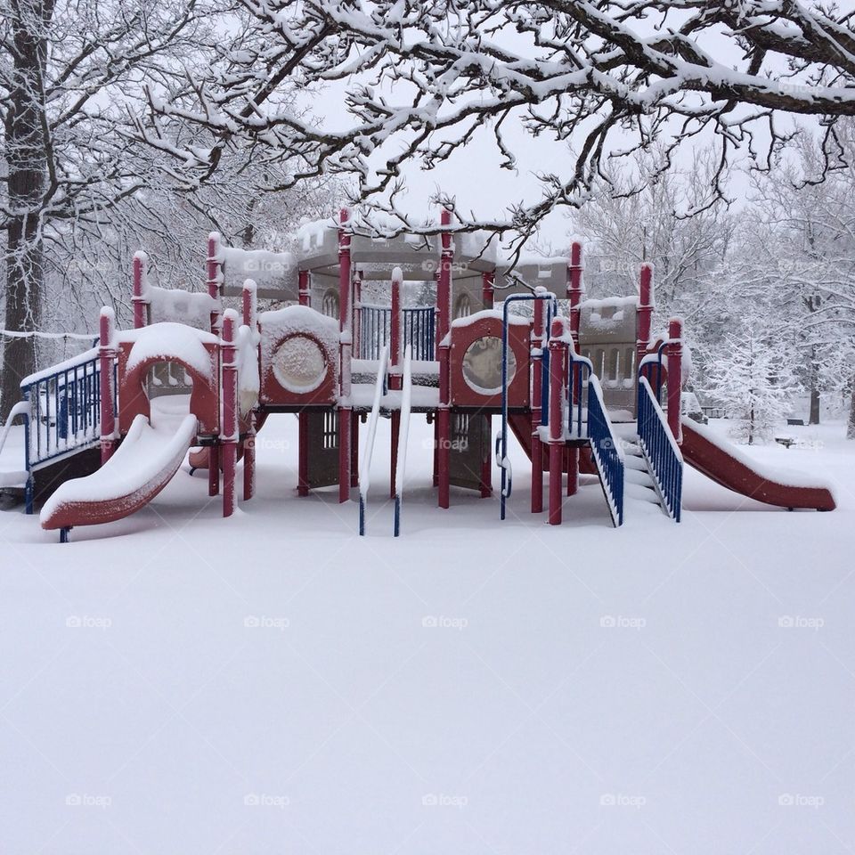 Play land in Snow
