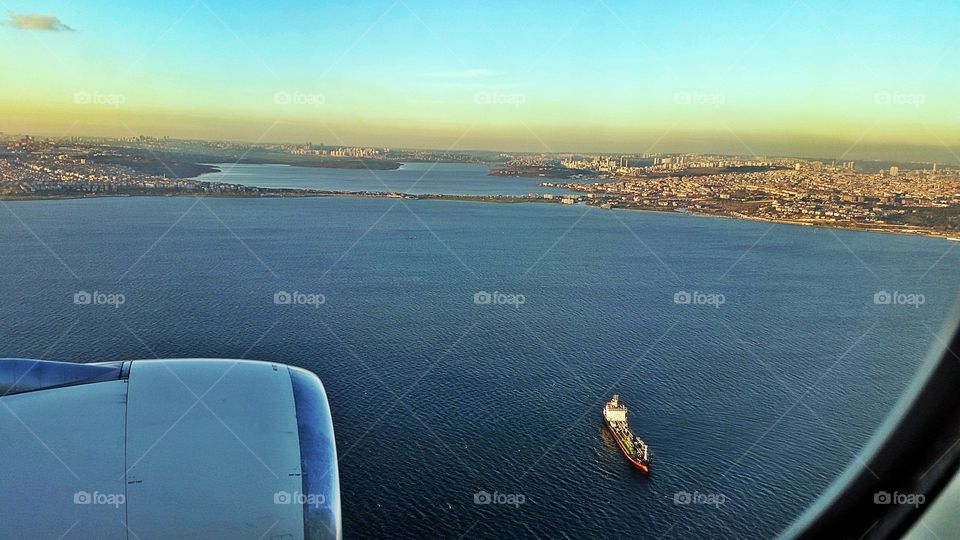 The wings of istanbul. a beautiful landing 