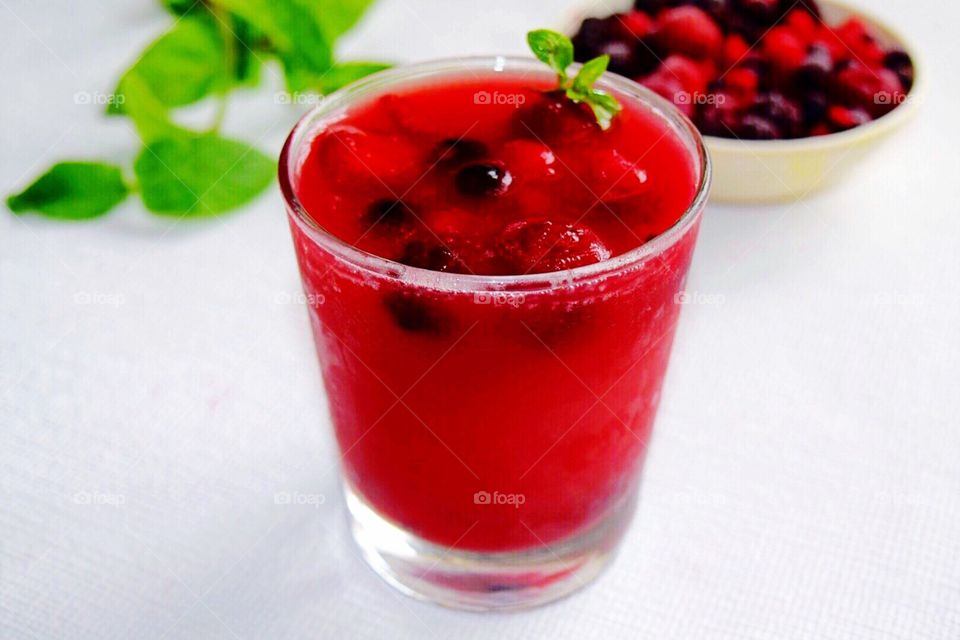  berry juice with frozen berries 