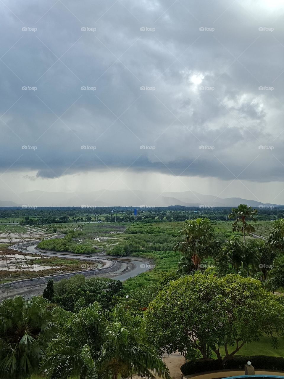 Raining mountain