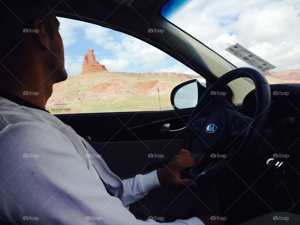 Look at the desert of utah the car window