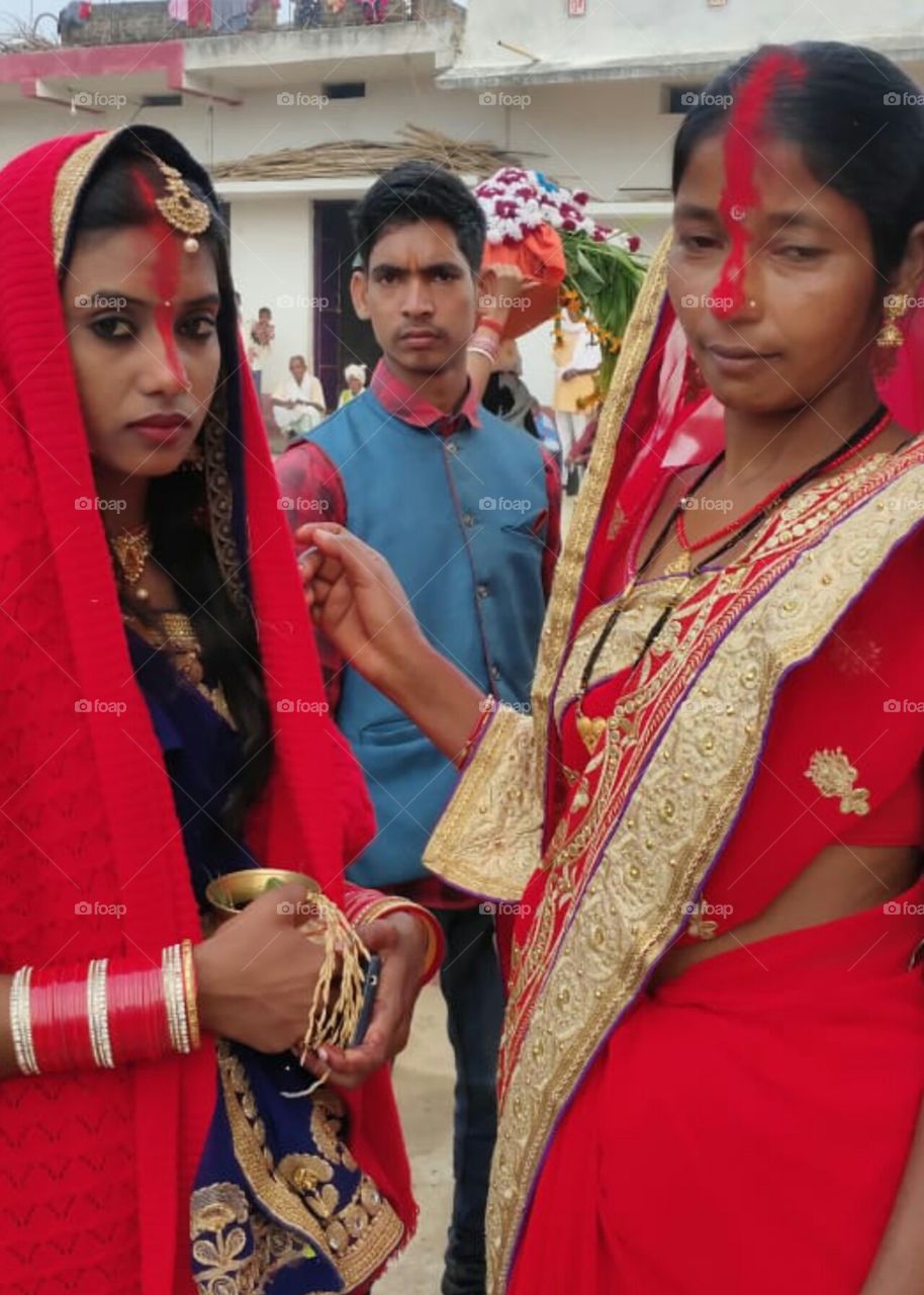 Cemaraman Mukesh kumar ke Patani moshi or Bhai