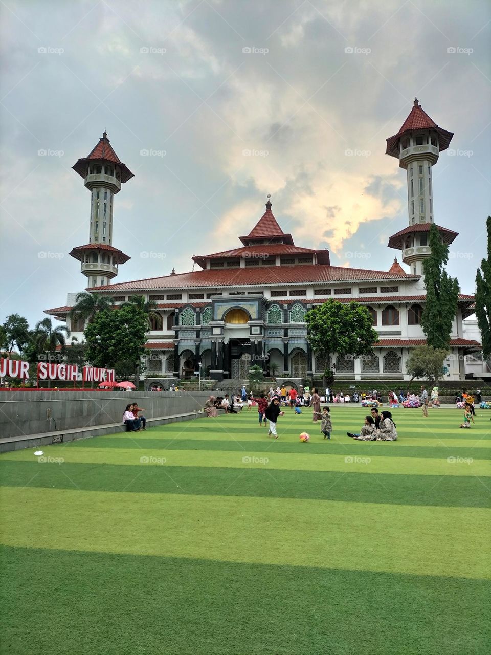image of the grand mosque of the city of Cianjur