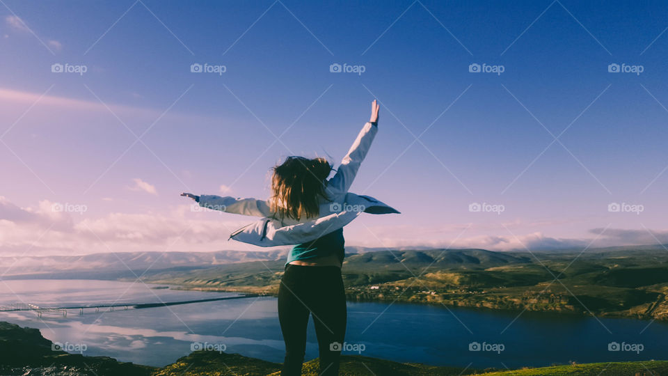 Having Fun on the Columbia River 