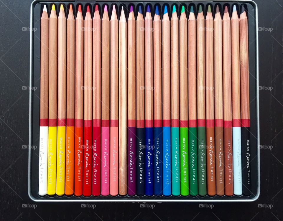 Colored pencils and a straight one in the package