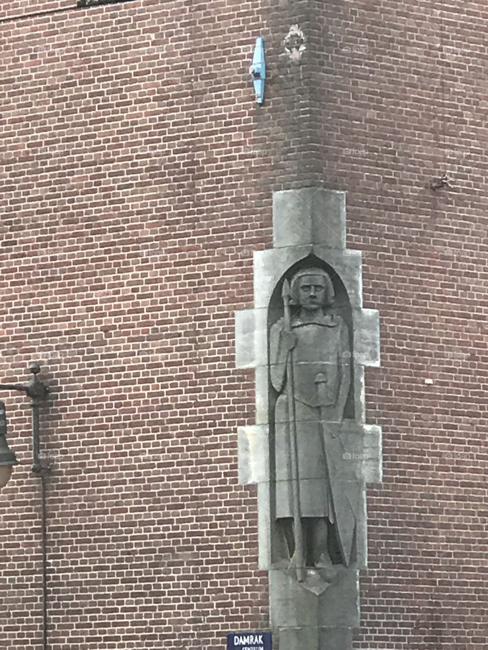 Corner
Building
Statue 
Catholic 
Art
