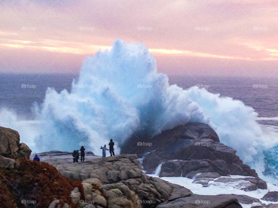 Big waves showing off the power of the sea 