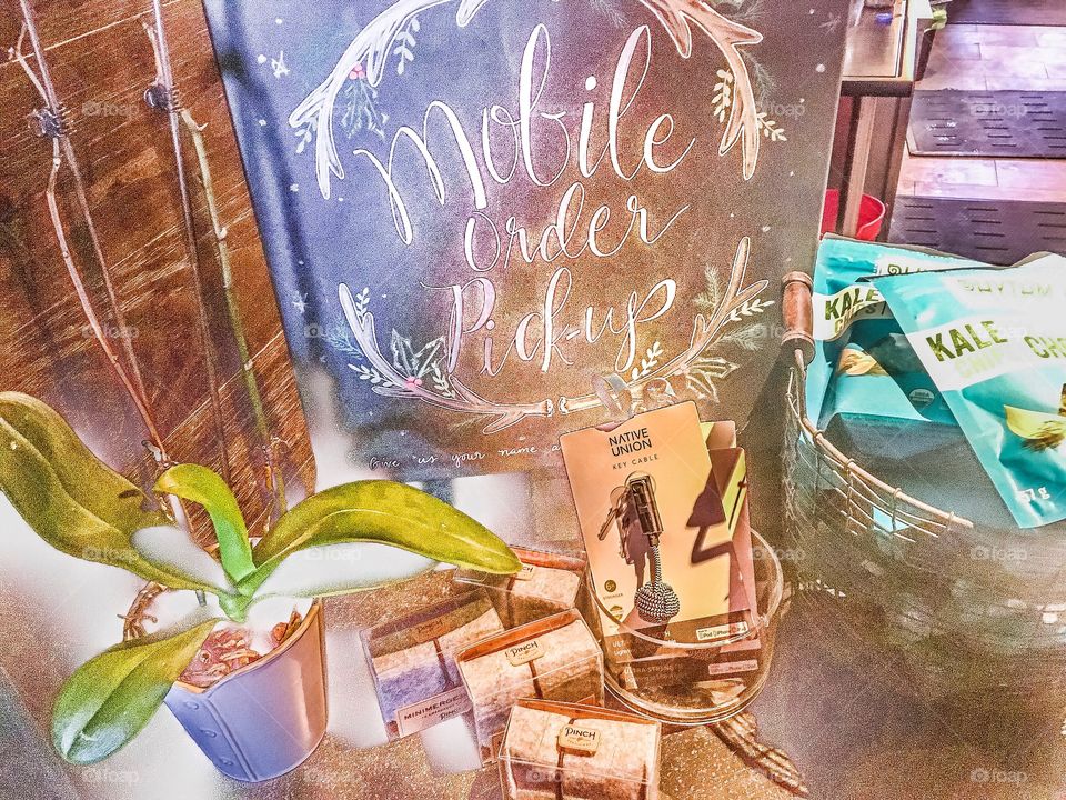 Mobile ordering is set up! Take advantage of not waiting in line! 