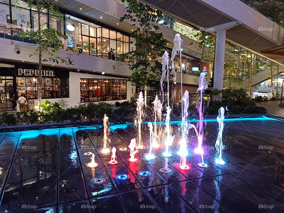 Rainbow Dancing Fountain