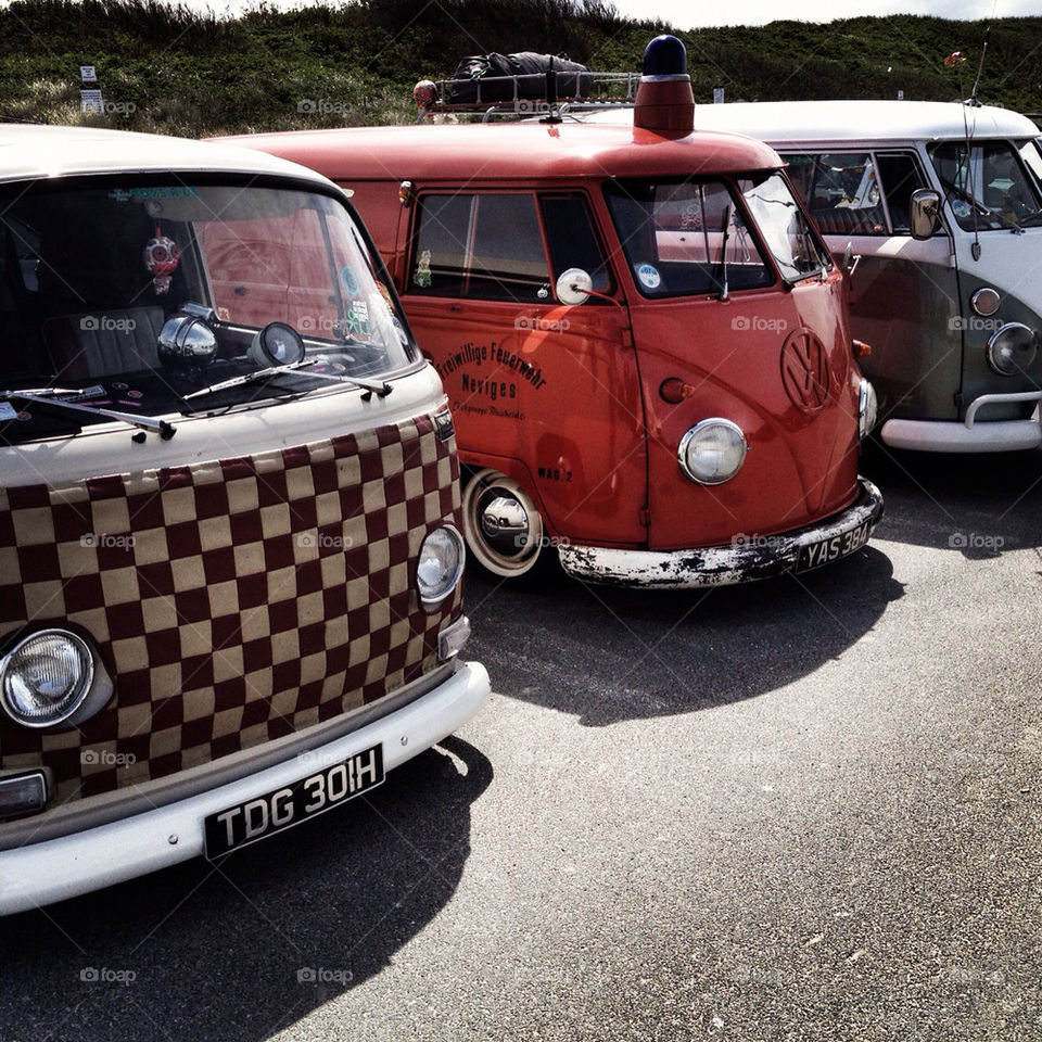 volkswagen ambulance screen split by fatboytim