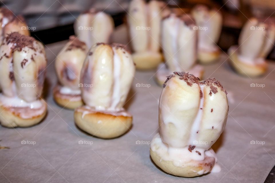 Making traditional Ukrainian mushroom glazed cookies