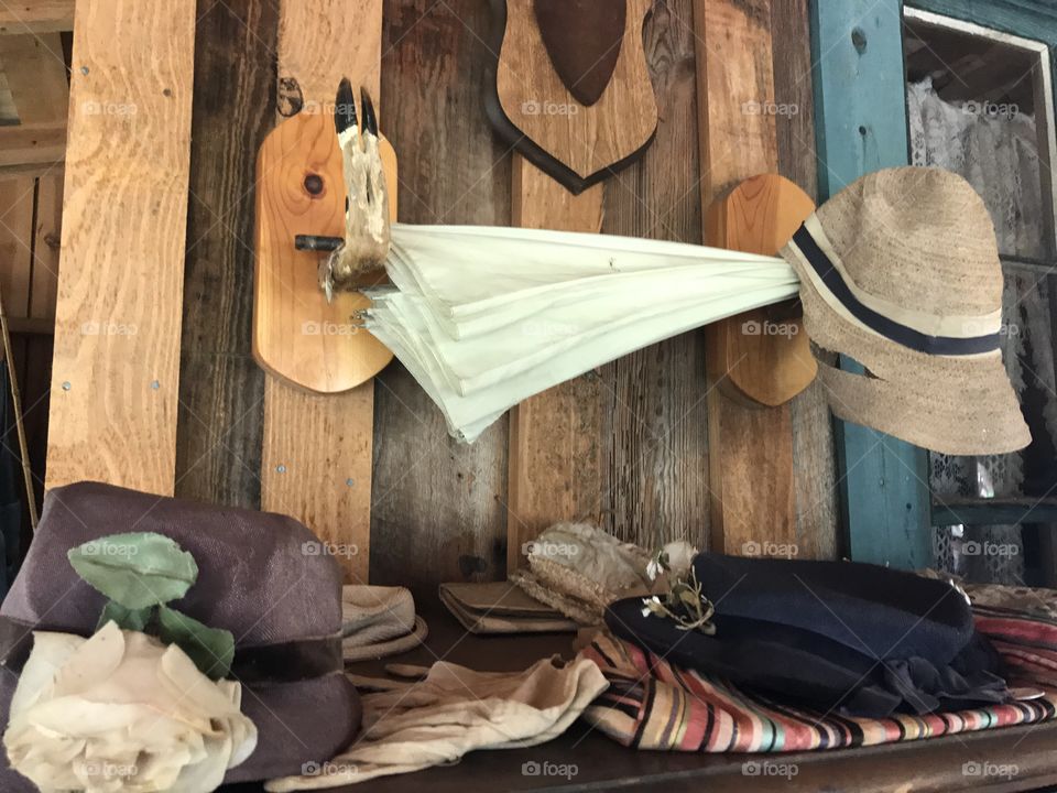 .odnalrO ni detacol tneduts FCU nA  .asleS yb kcilC Follow me @Selsa.Notes, Selsa.Clicks, or Selsa.quotes.  Fort Christmas, Florida. 