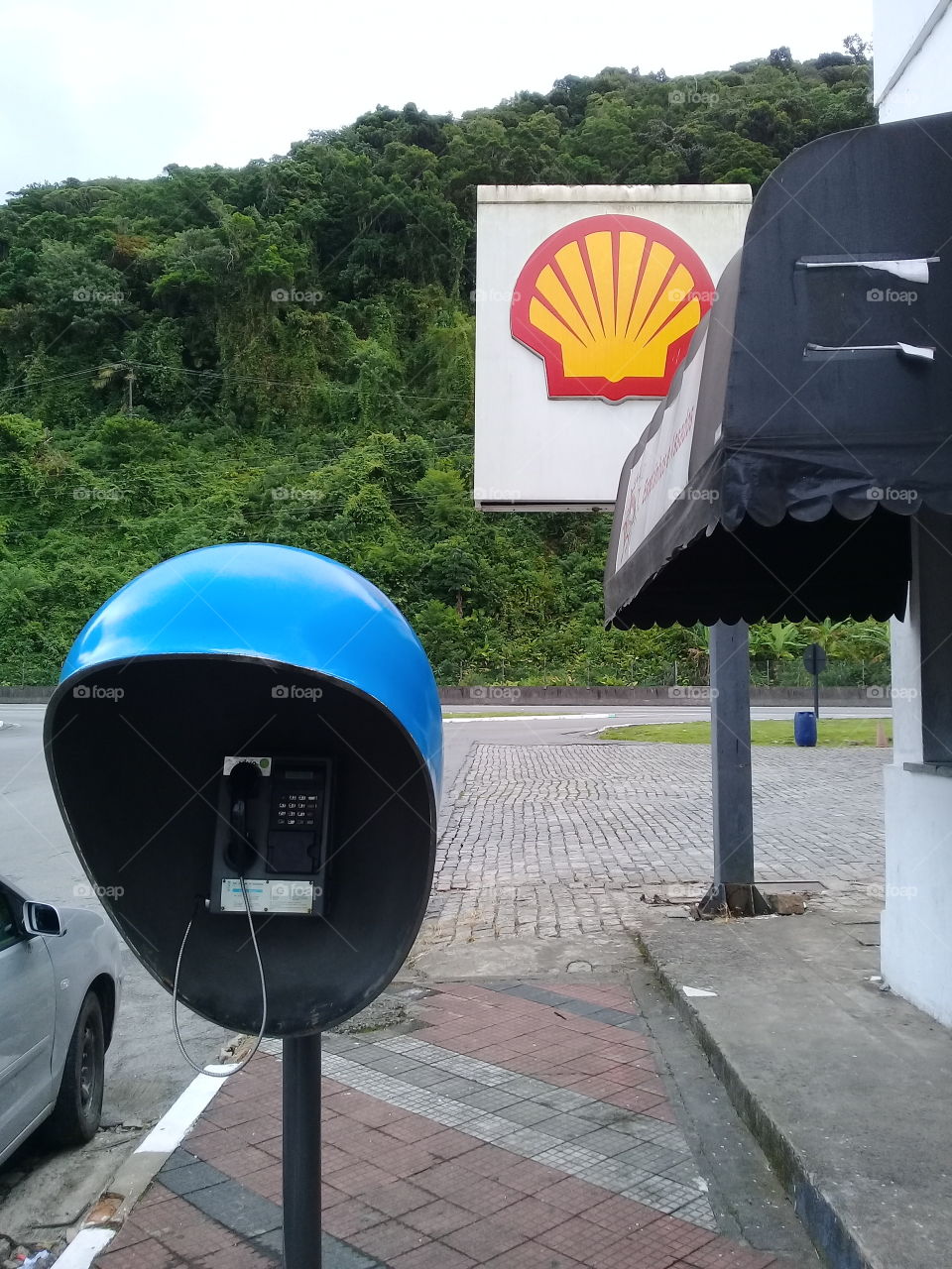 Shell and telefone
