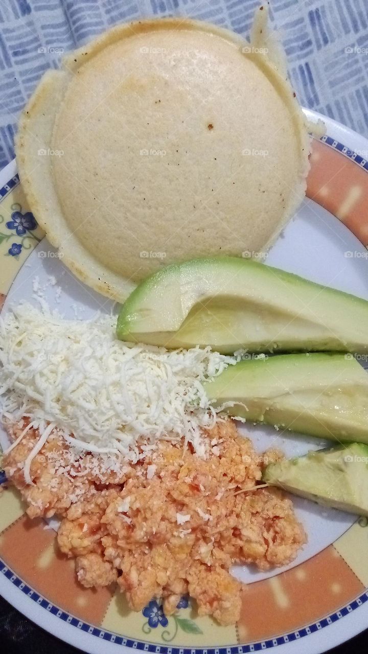 Arepa, desayuno venezolano