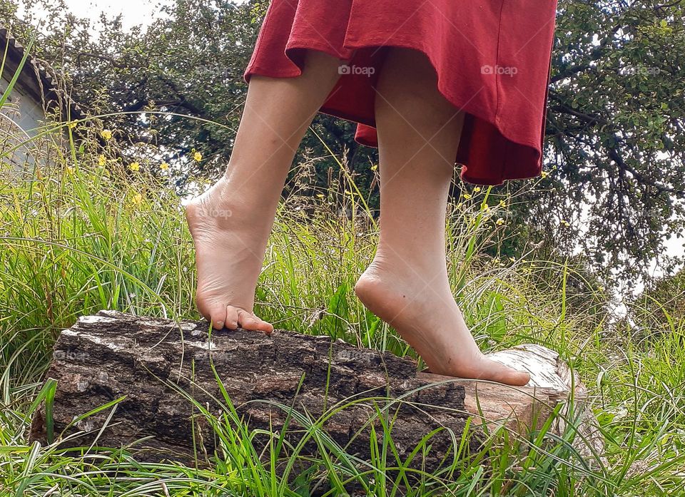 Union with nature through bare feet