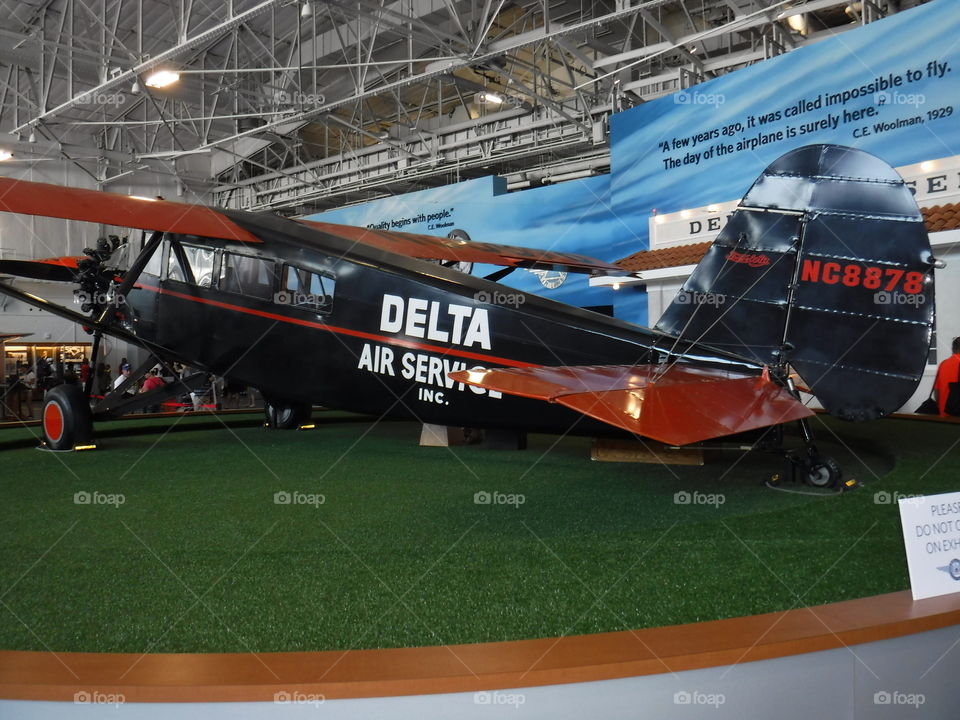 airplane museum delta vintage