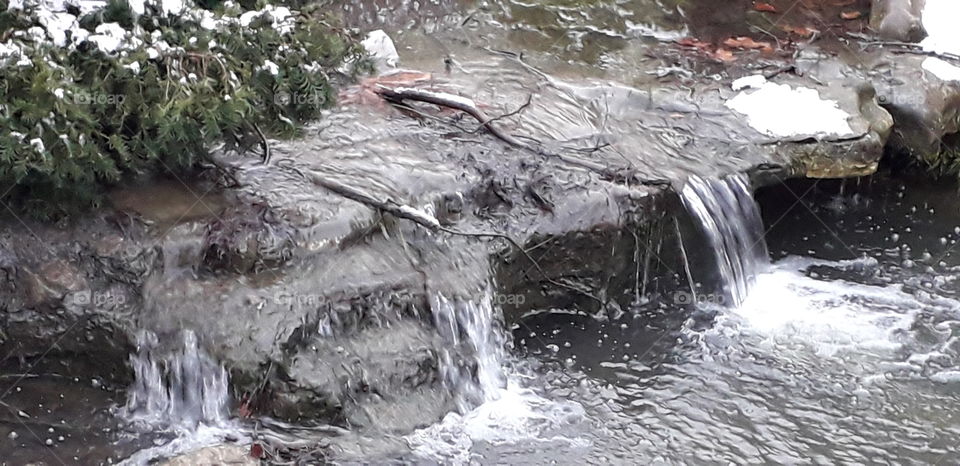 cours d'eau au parc Barbieux