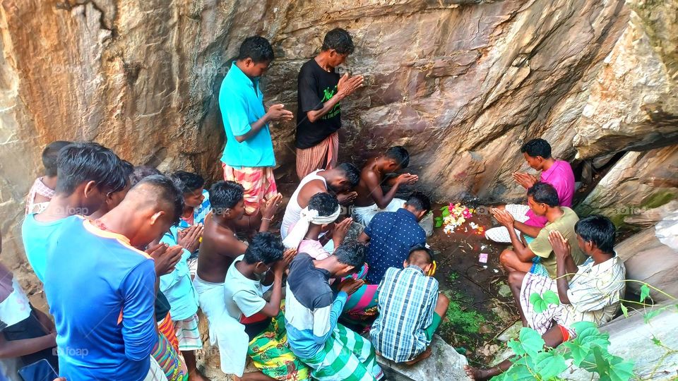 Through Mountain Puja, the people of the tribal society pray for the protection of the earth, good crop, good rain, good environment and good health of the people.