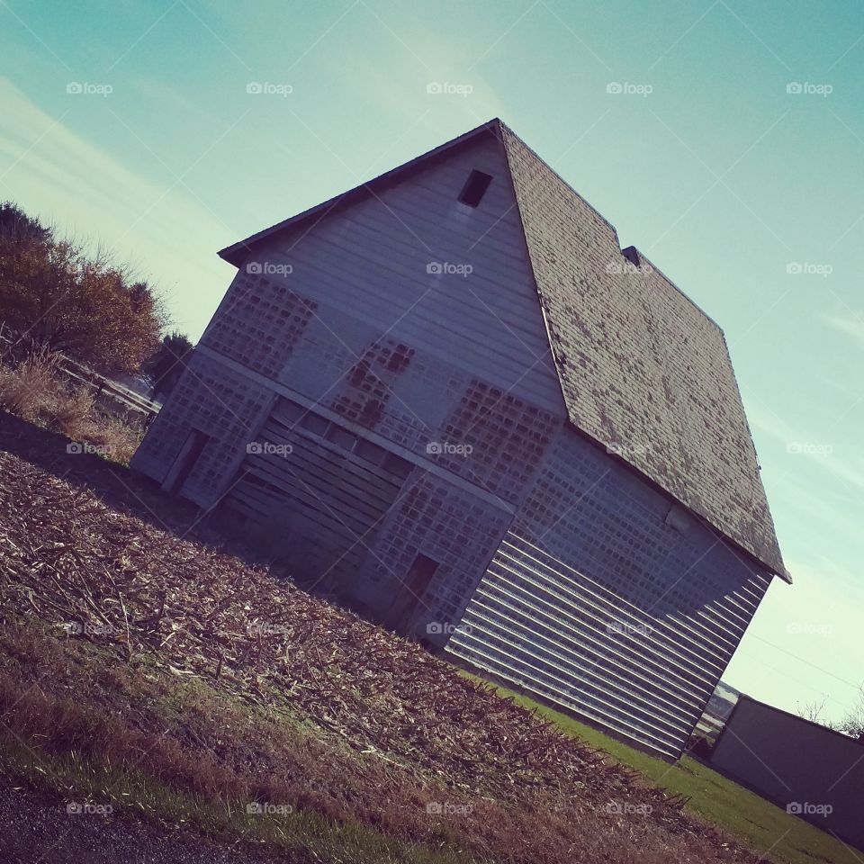 barn