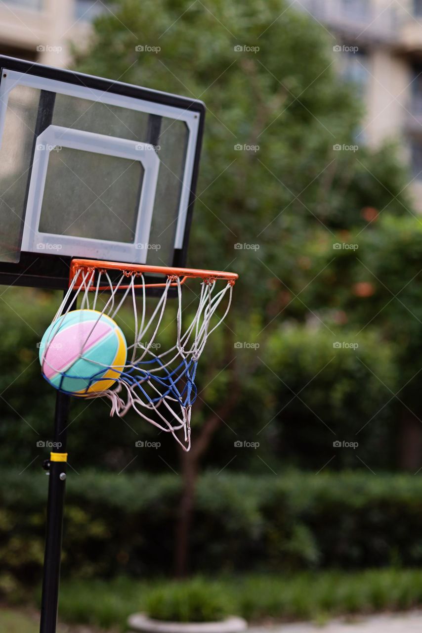 Ball in hoop