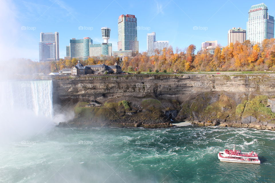 Maid of the Mist and Falls
