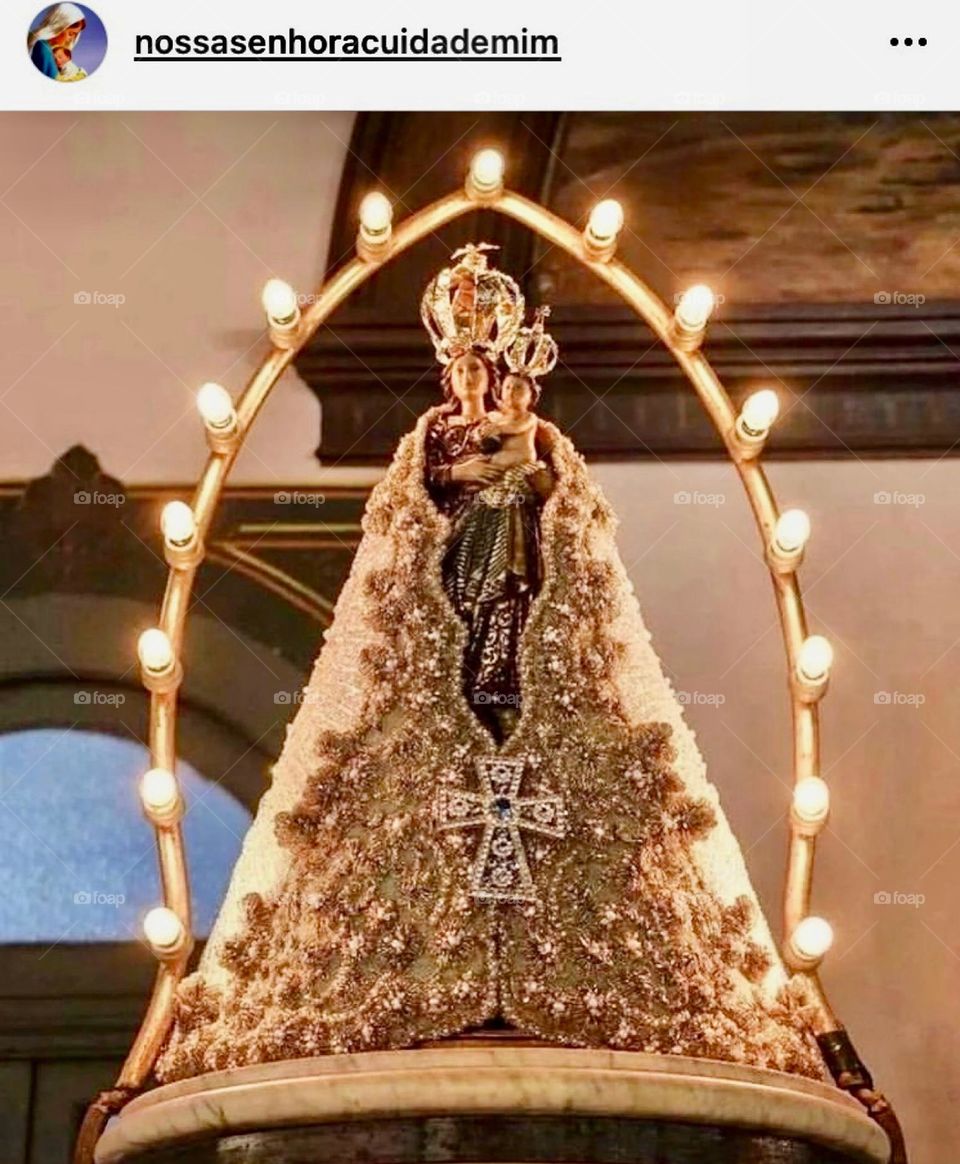 🙏 🇪🇸 Oh Maria, ruega por nosotros que recurrimos a ti.  Amén.  🇧🇷 Ó Maria, Nossa Senhora, rogai por nós que recorremos a vós. Amém. / 🇺🇸 O Mary, pray for us that we turn to you.  Amen. / 🇮🇹 O Madonna, prega per noi che ci rivolgiamo a te. Amen. 