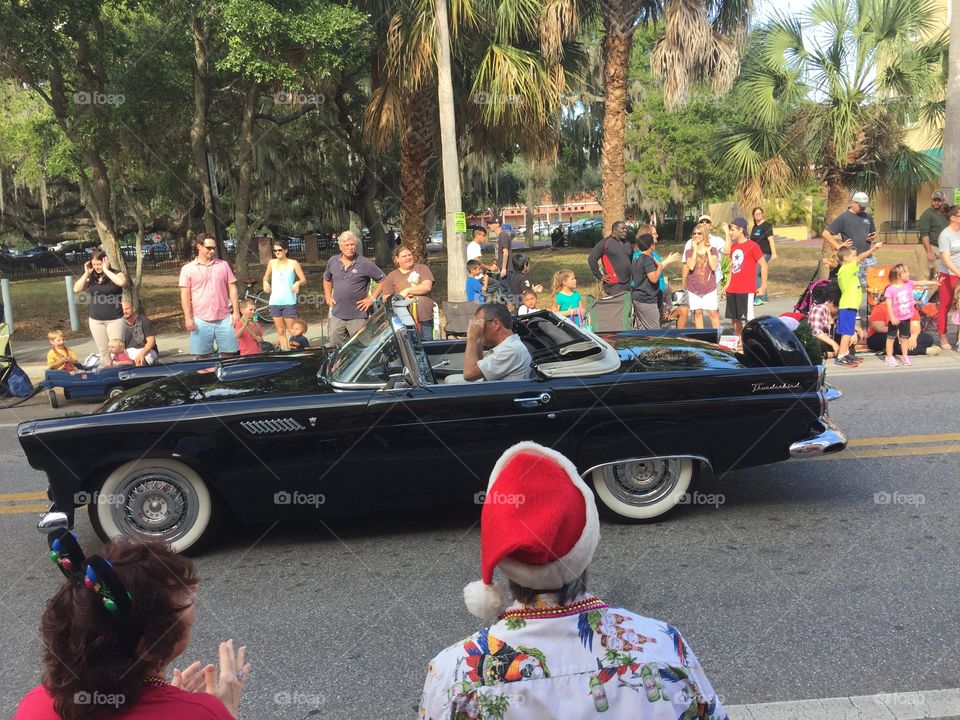 Classic cars from safety harbor and the Christmas parade, old thunderbirds 