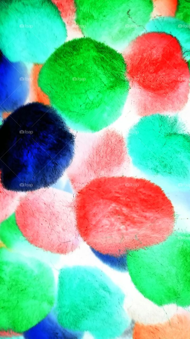 Pom pom. negative pom poms