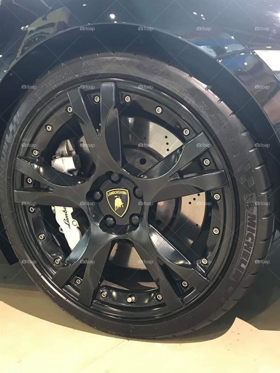 Lamborghini Tire Rim