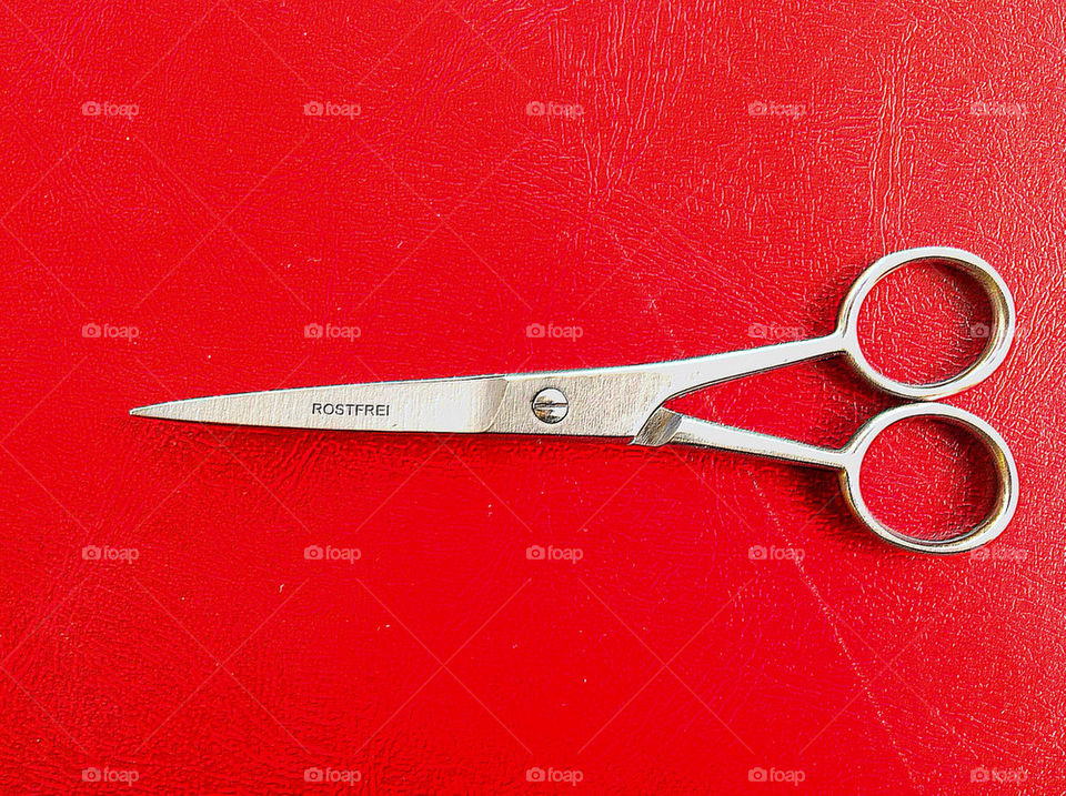 red silver scissors rostfrei by lexlebeur