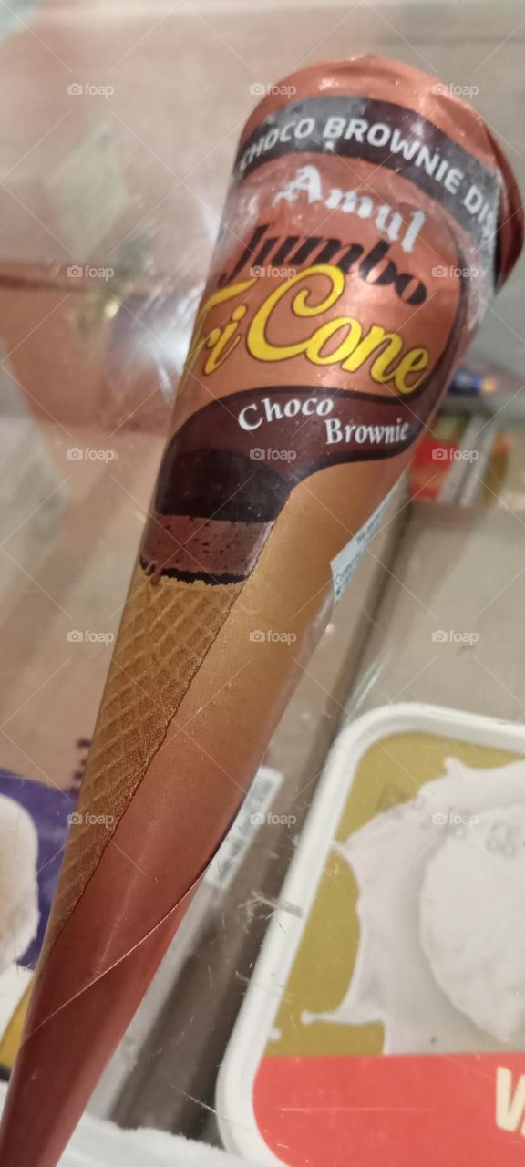 Amul's choco brownie jumbo cone!! it's very tasty 😋☺️ awesome 😎 taste 😋 yummy 😋 sweet, delicious, cool icecream cone!!