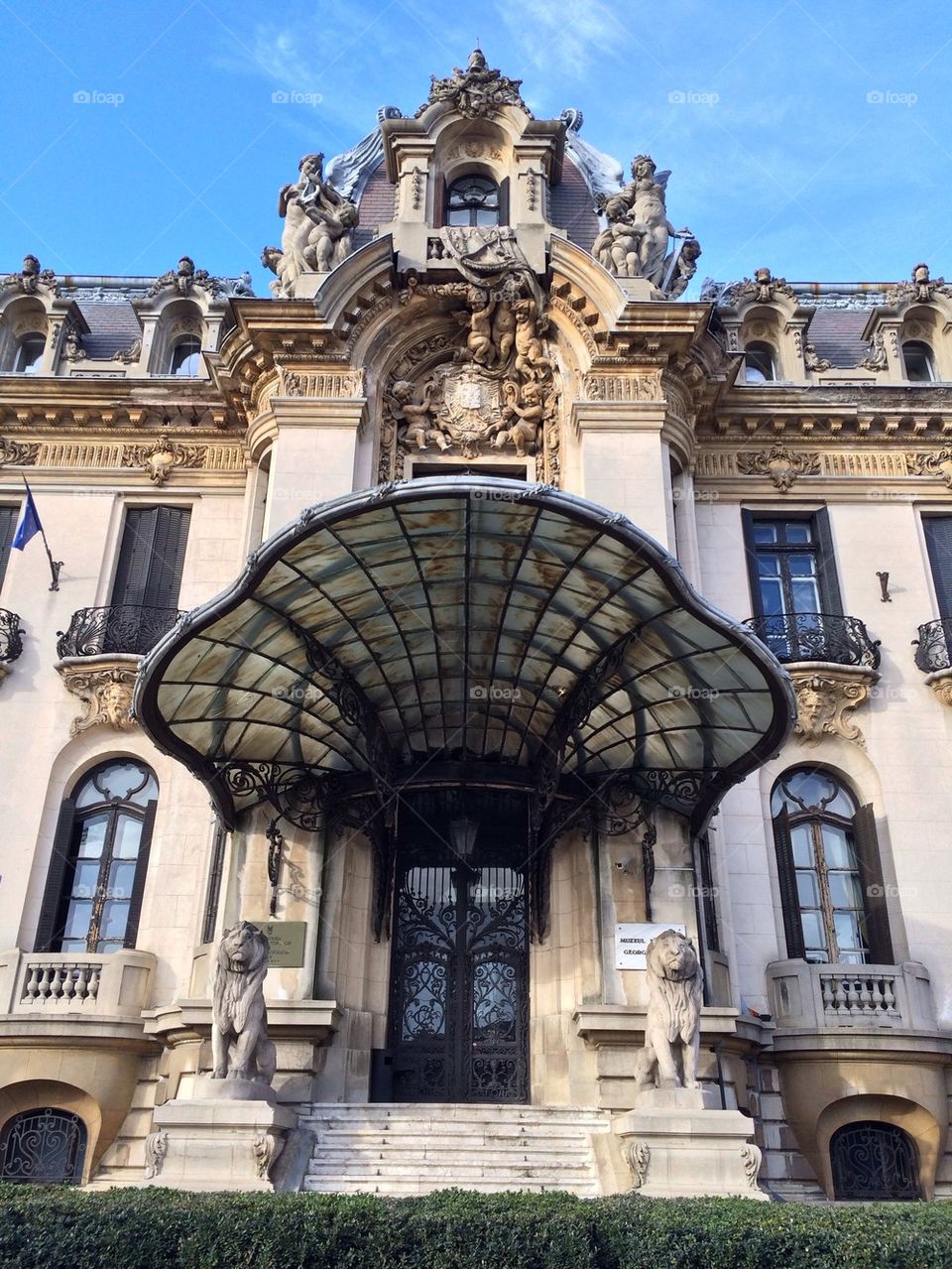 Museum George Enescu, Cantacuzino