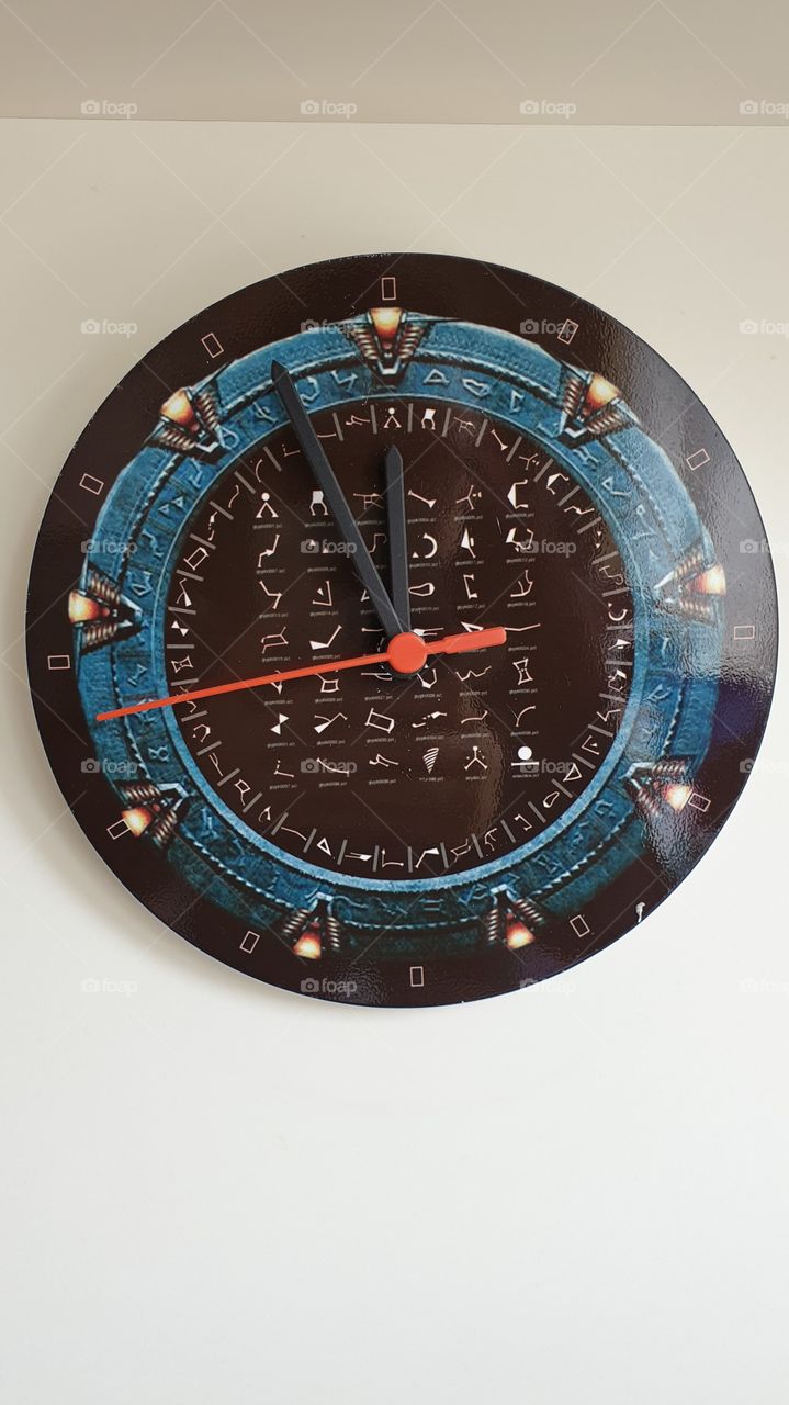 stargate clock on the wall