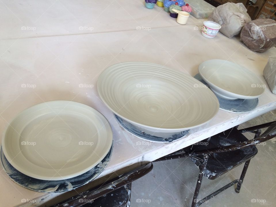 Making ceramic bowls