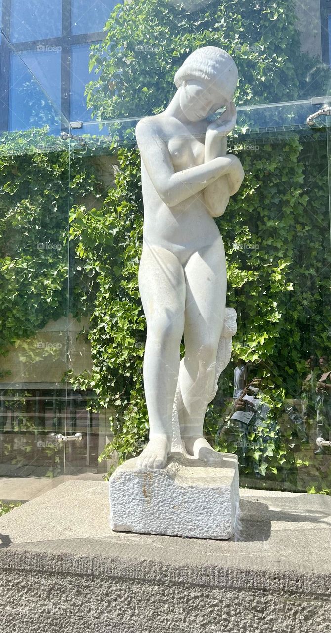 The National Museum of Warsaw was founded in 1862 and houses approximately 800,000 masterpieces of art dating back to the Middle Ages.
Increasingly in museum spaces