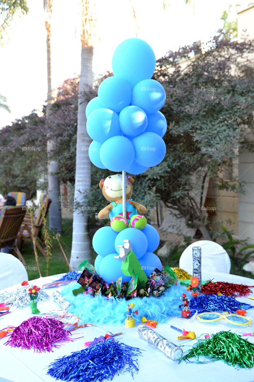 blue balloons decoration for a birthday