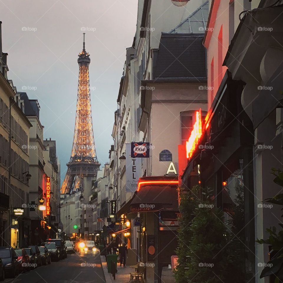 Dusk in Paris