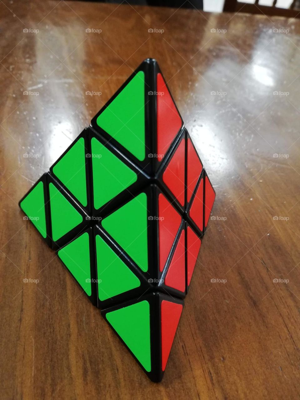 Cubo triangular