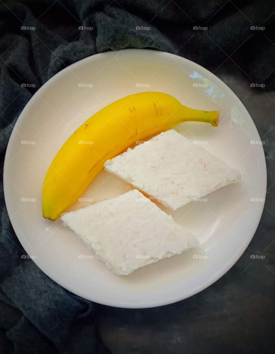 Sri Lankan milk rice for breakfast time .