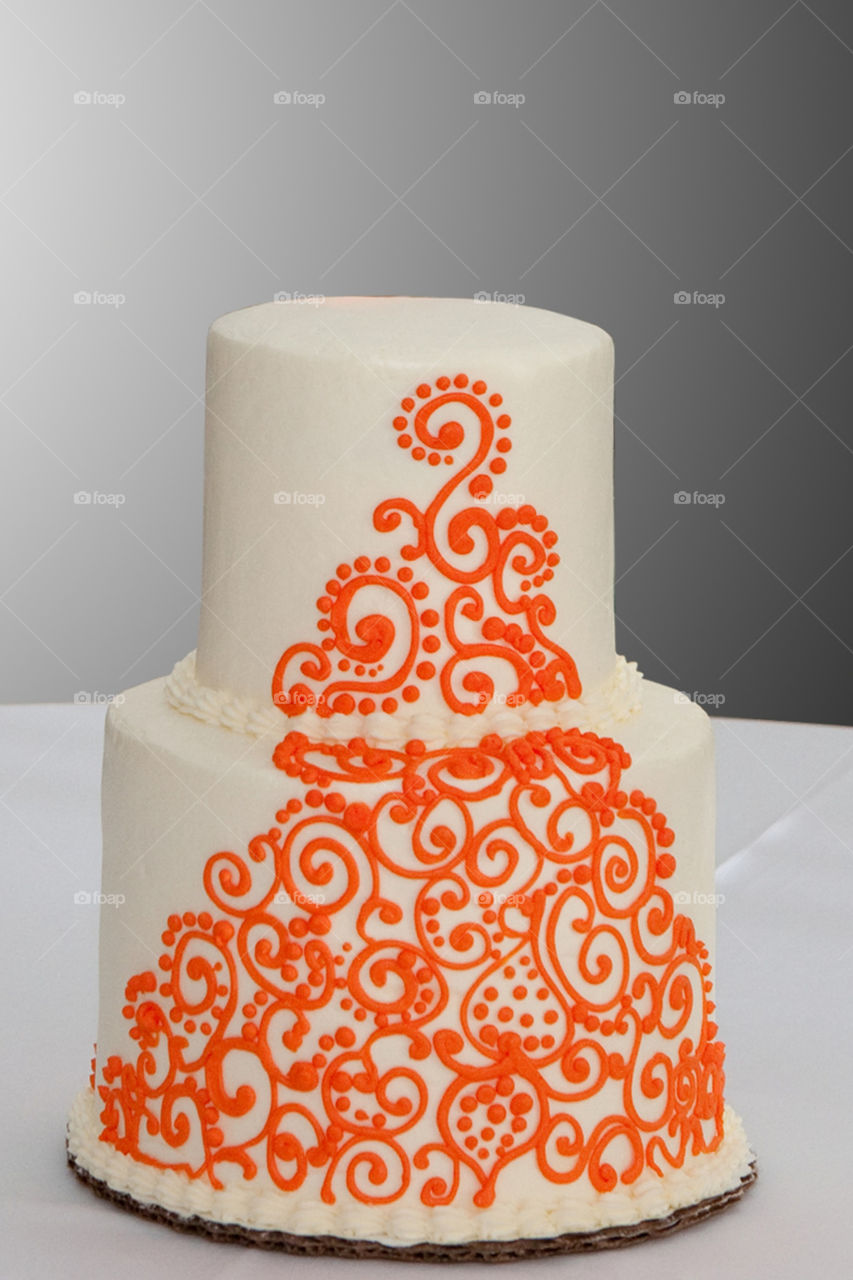 cake white orange design by deserttrends