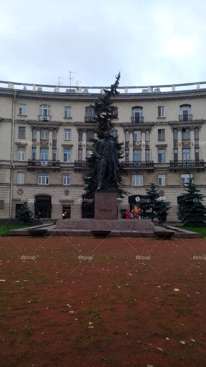 Saint Petersburg. A monument to Gorky.