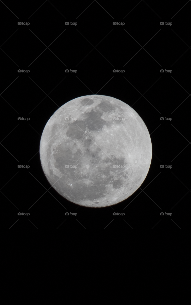 Winter's solstice moon