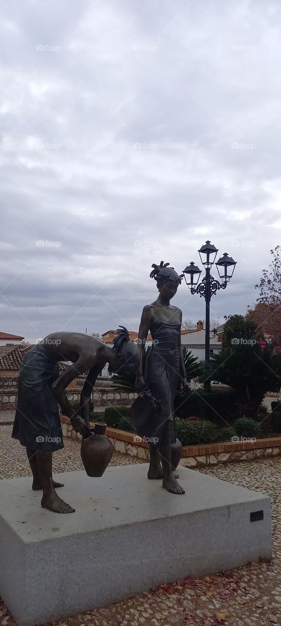 Plaza lavanderas  bronce