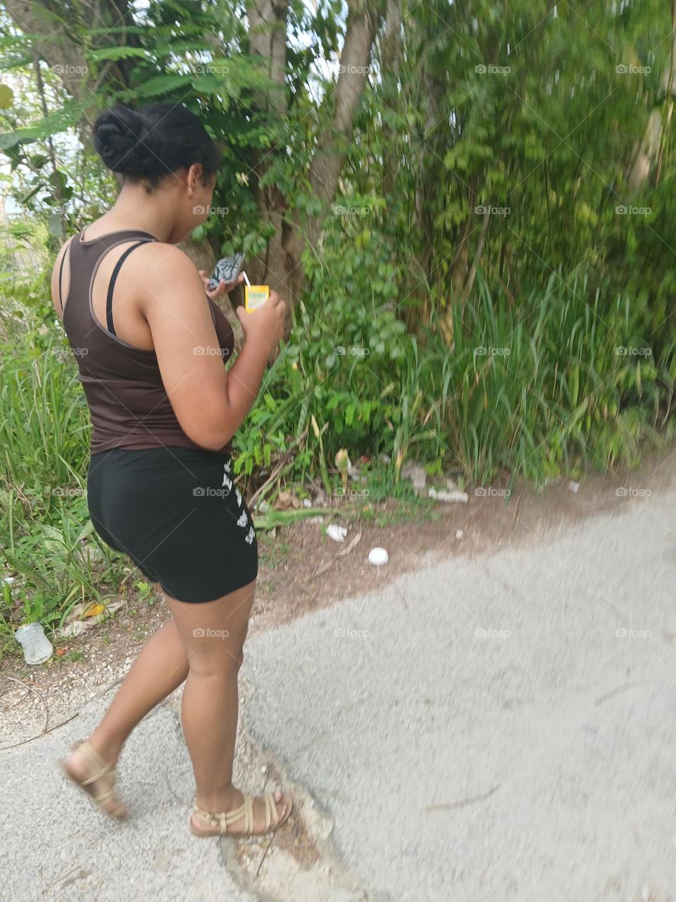 when you or on the go but your phone is so inportion and you can not take your eyes of your phone,