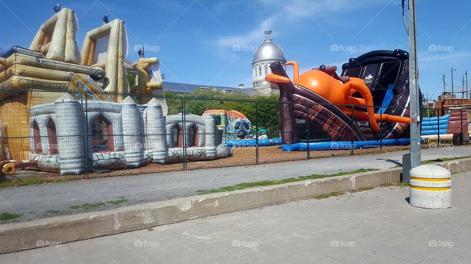inflatable ship