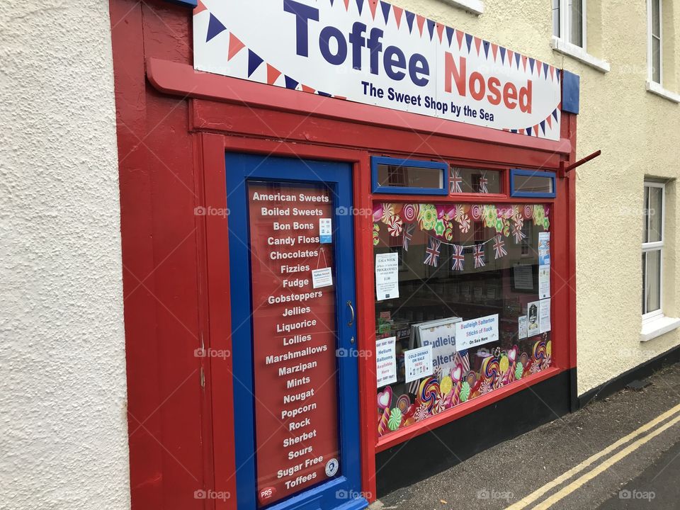 “Toffee Nosed” is a term suggesting that a person is snooty and self important, here this sweet shops business name, is a permanent reminded of the kind of reputation this town has, delivered in fun, this kind of humor works for this retailer.